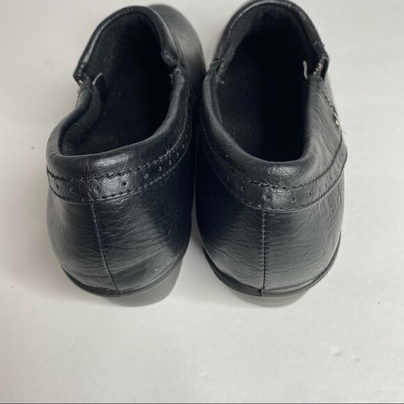 Easy Street | Black Comfort Wave Shoes - Picture 7 of 8